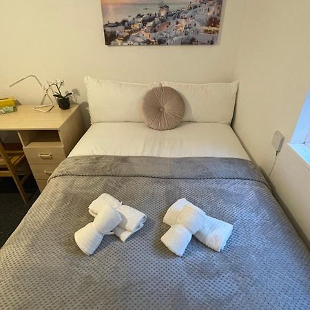 Lovely Triple And Quadruple Rooms In Euston & Square In Central Londra Dış mekan fotoğraf